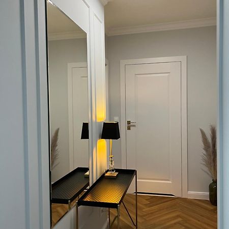 Bella Casa Luxury Apartament Radom Extérieur photo
