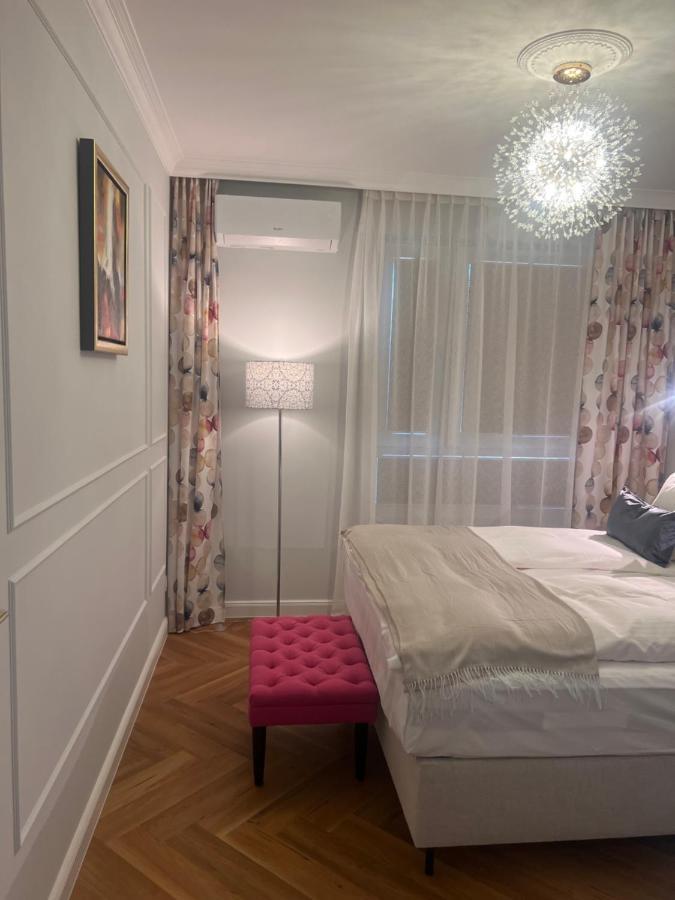 Bella Casa Luxury Apartament Radom Extérieur photo